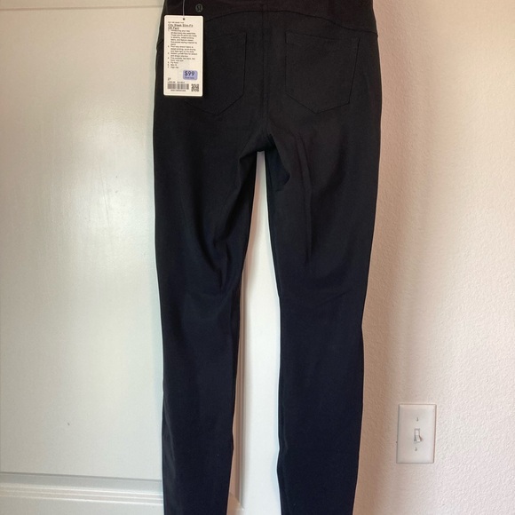 Lululemon city sleek HR pants - Picture 2 of 4